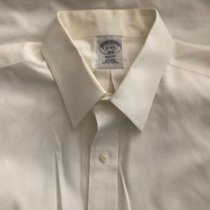Brooks Brothers slim fit, non-iron dress shirt, size 16 4/5